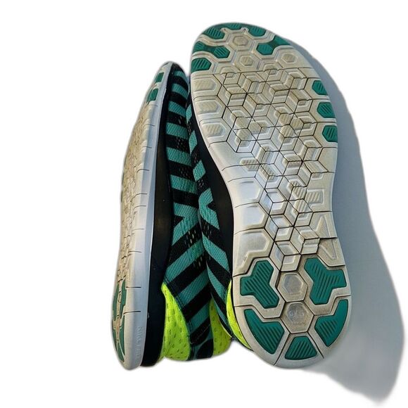 Nike Women's SZ 7.5 Free TR 5.0 Aqua Green Running Shoe Bold Laces Sneaker - Picture 11 of 15